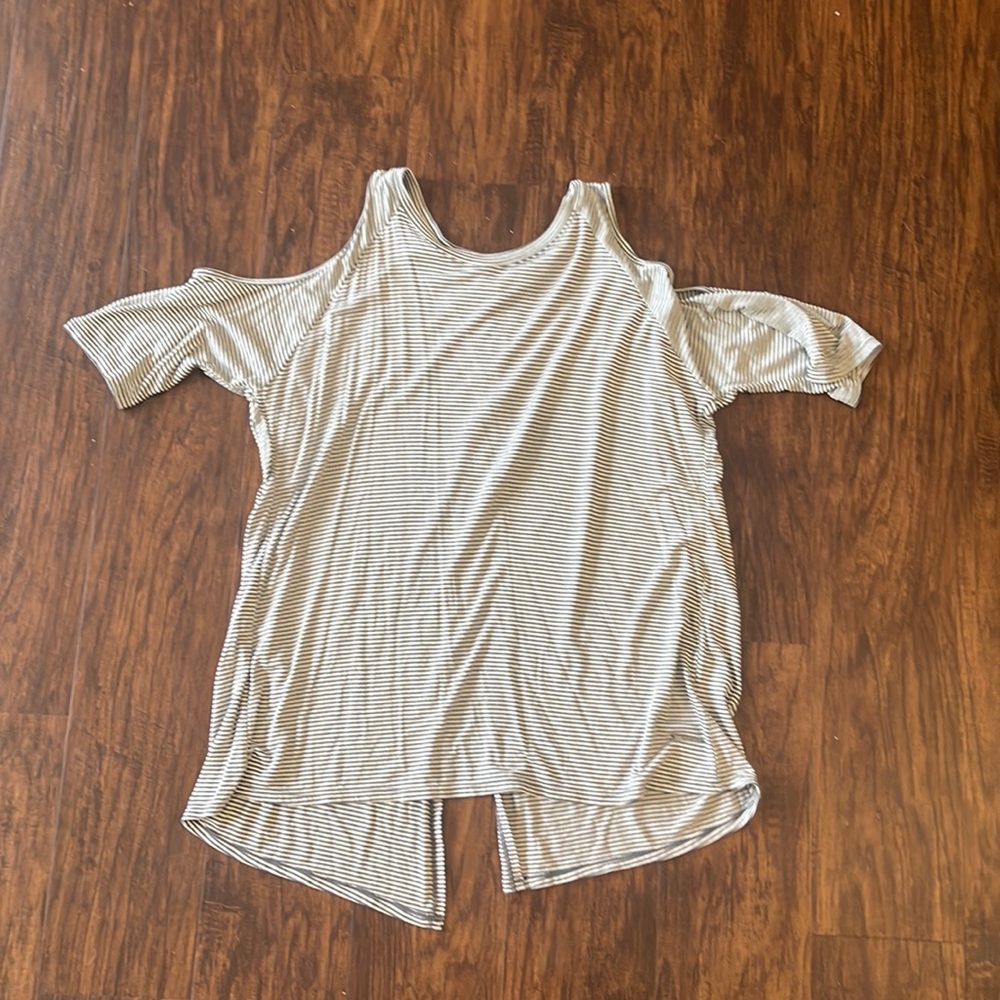 Mondetta Open Back Top